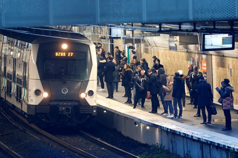 الرئيس الفرنسي إيمانويل ماكرون- أ ف ب