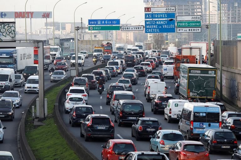 الرئيس الفرنسي إيمانويل ماكرون- أ ف ب