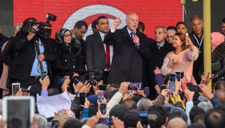 الرئيس التونسي يلقي كلمته الأولى في سيدي بوزيد