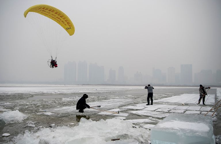 يجني كل عامل 500 يوان "72 دولاراً" في اليوم