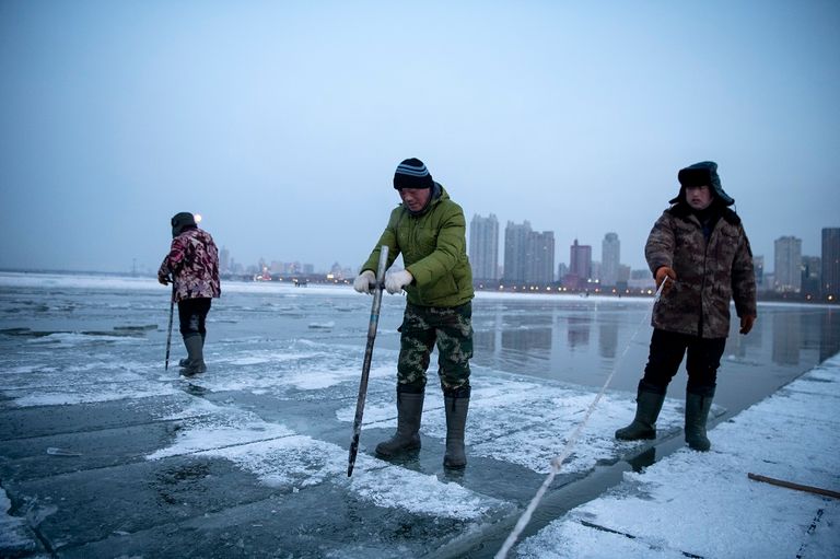 يجني كل عامل 500 يوان "72 دولاراً" في اليوم