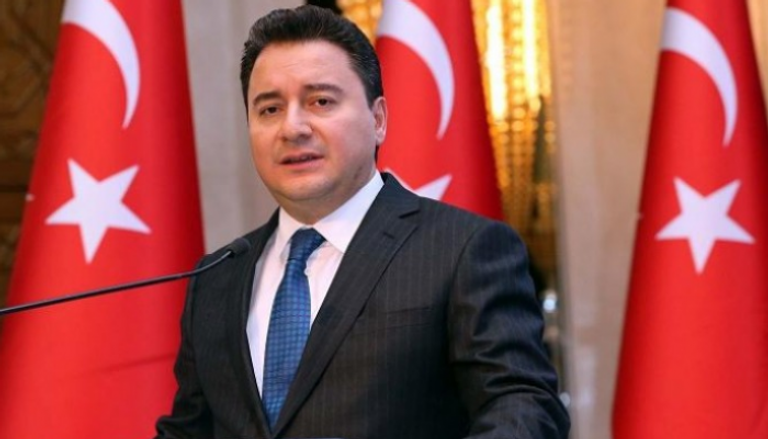 نائب رئيس الوزراء التركي الأسبق علي باباجان