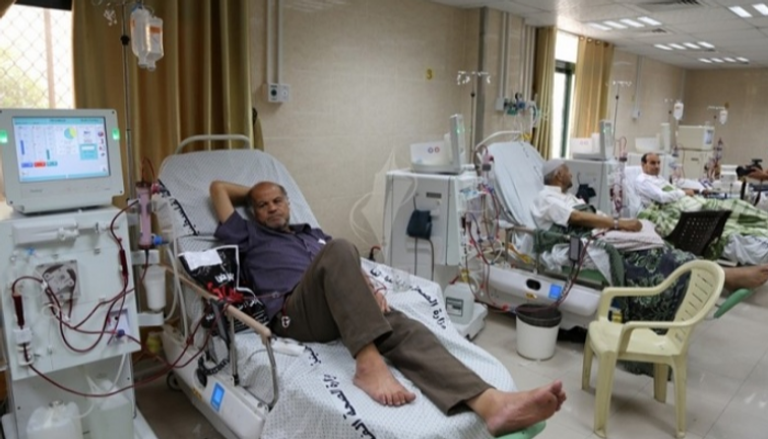 مرضى فلسطينيون في أحد مستشفيات غزة - أرشيفية