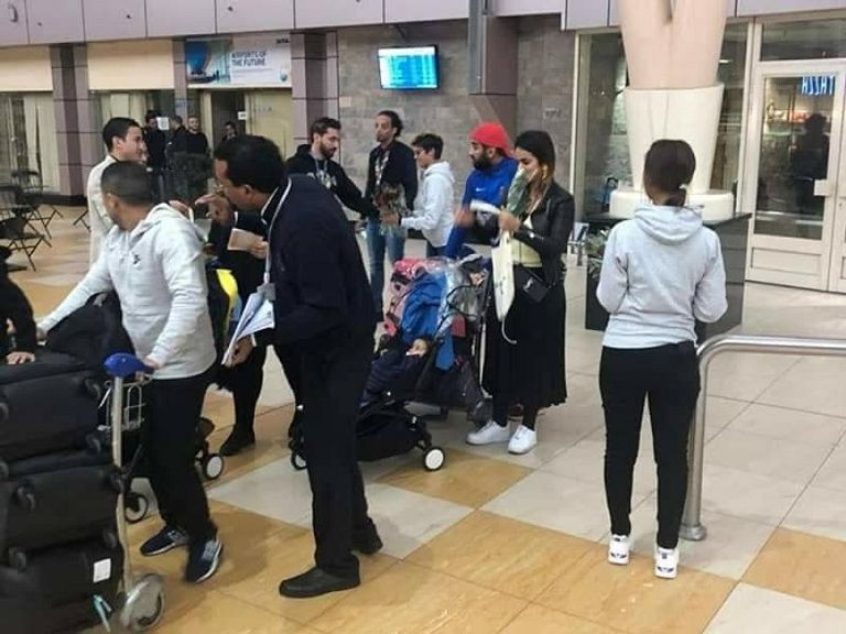 جانب من استقبال السياح الفرنسيين