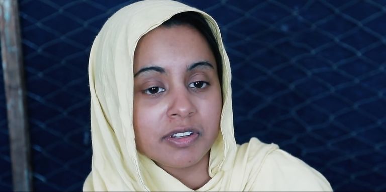 سلمى ريزفي، محامية تقطن قرية "دالي كمبة"