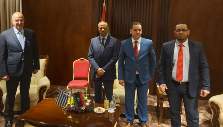 وزير الخارجية اليوناني التقى رئيس الحكومة الليبية المؤقتة ببنغازي