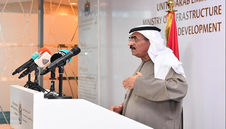 الدكتور عبدالله بن محمد النعيمي وزير تطوير البنية التحتية بالإمارات