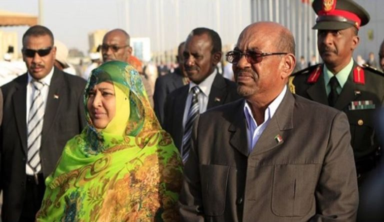 وداد بابكر الزوجة الثانية للرئيس السوداني المعزول عمر البشير- أرشيفية