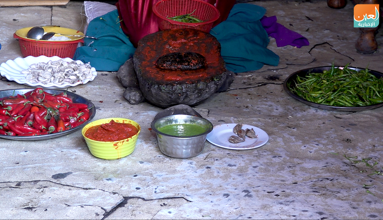 شطة "داطا" يتم إعدادها من الفلفل الحار بنوعيه الأخضر والأحمر