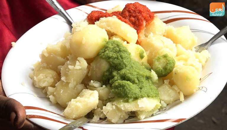 شطة "داطا" يتم إعدادها من الفلفل الحار بنوعيه الأخضر والأحمر