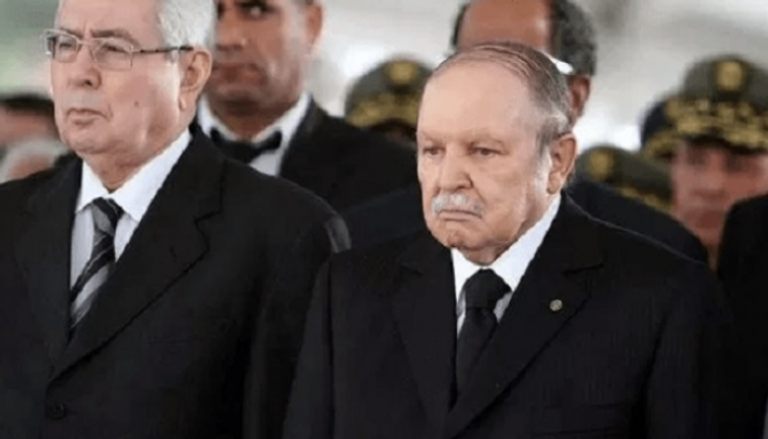 رئيسا الجزائر السابقان عبدالقادر بن صالح وعبدالعزيز بوتفليقة - أرشيفية