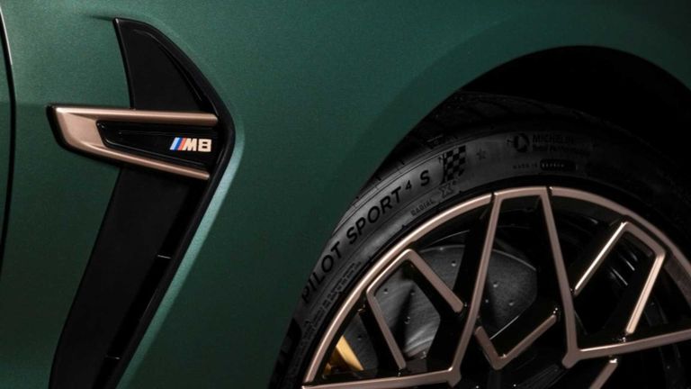 النسخة رقم 1 من أصل 8 نسخ من طراز بي إم دبليو M8 GC