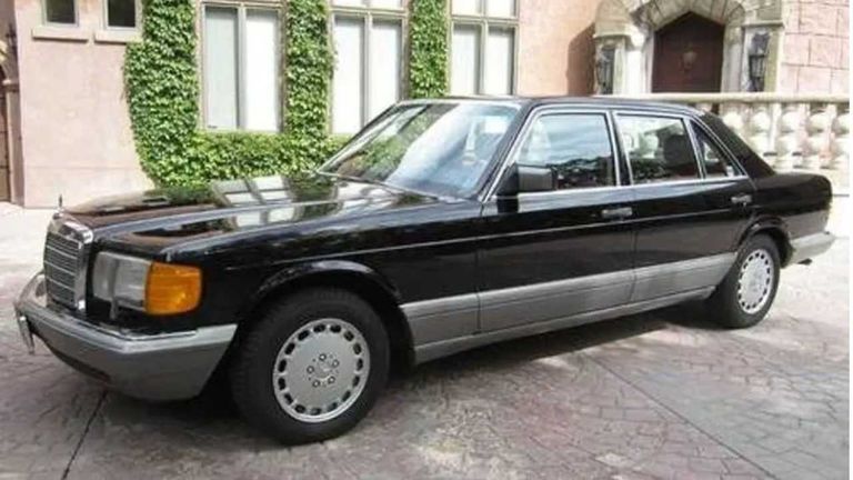 طراز Silver Shadow من ماركة "رولز رويس"