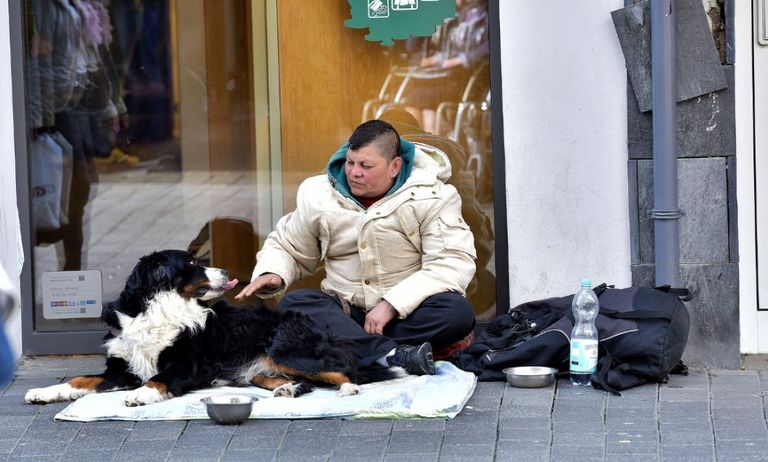 إحدى "حافلات البرد"