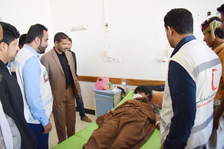 شحنة أدوية ومحاليل إماراتية لمكافحة حمى الضنك في شبوة اليمنية