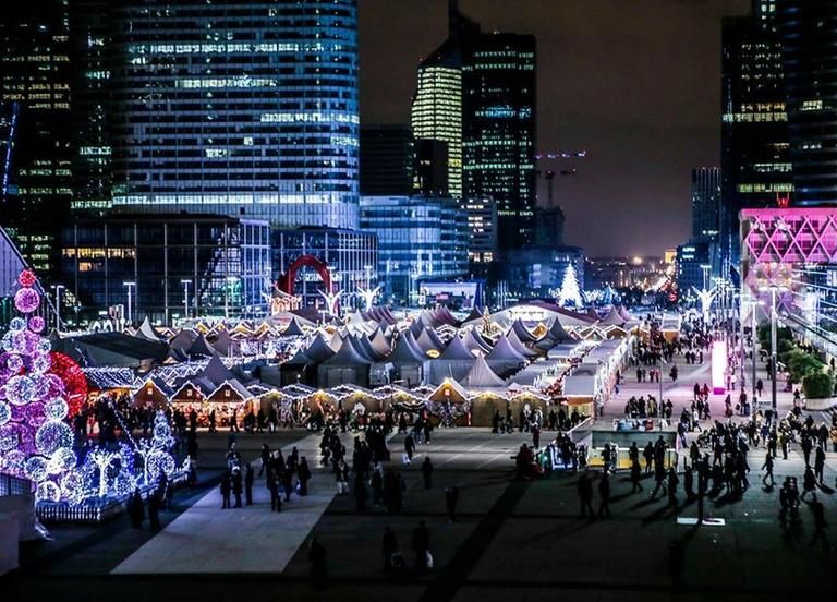 سوق عيد الميلاد في مدينة ستراسبورج