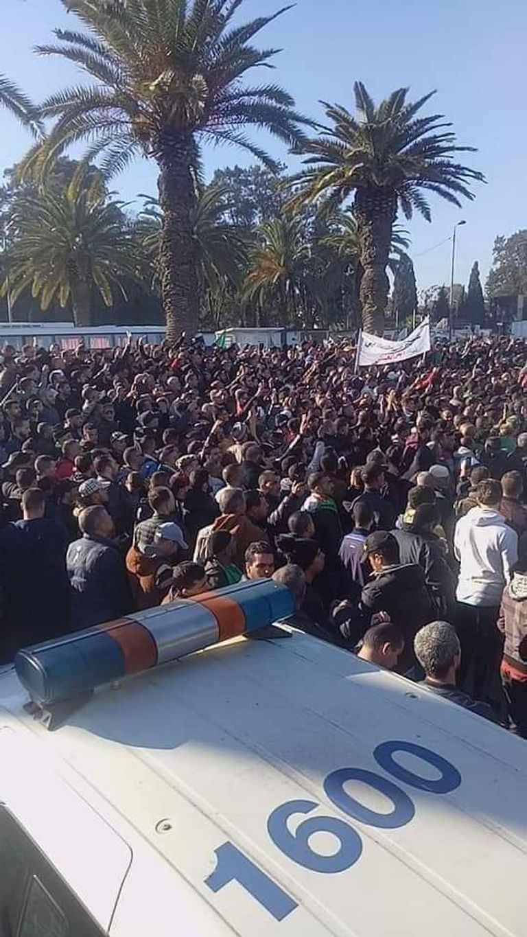 جنازة قائد الجيش الجزائري