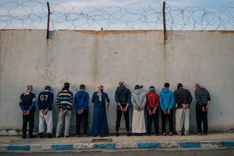 سكان الرقة يحاولون إعادة بنائها بعد الحرب