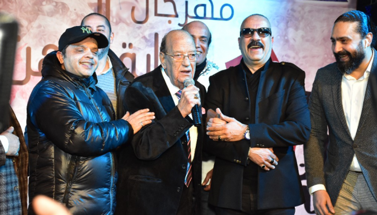 محمد هنيدي ومحمد سعد في تكريم حسن حسني