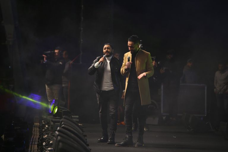 تامر حسني ورامي جمال يغنيان "دايب"