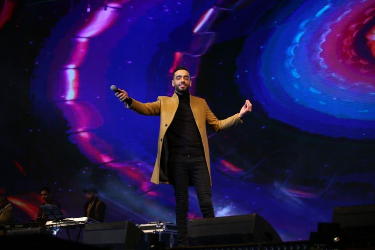 تامر حسني ورامي جمال يغنيان "دايب"