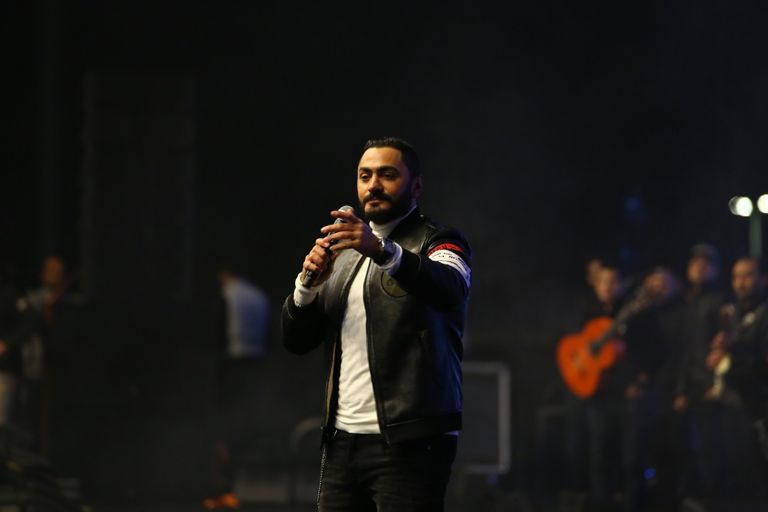 تامر حسني ورامي جمال يغنيان "دايب"