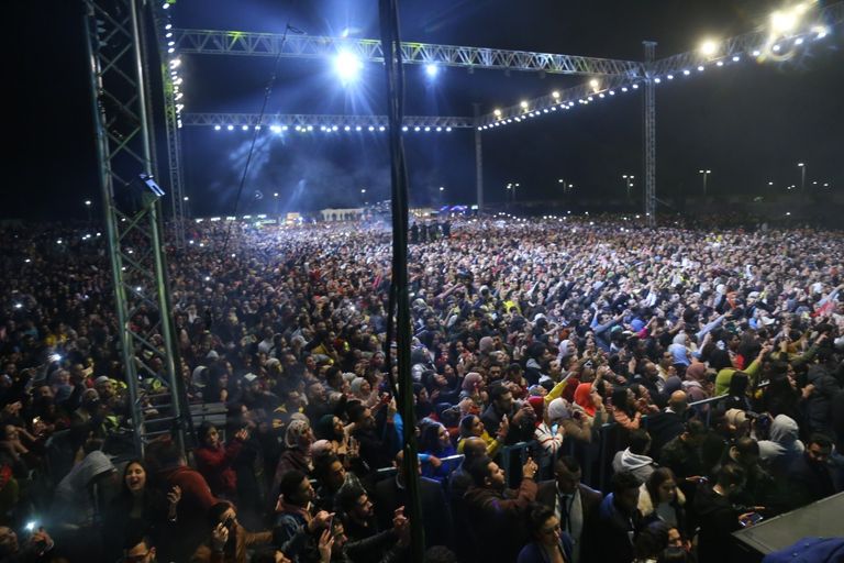 تامر حسني ورامي جمال يغنيان "دايب"