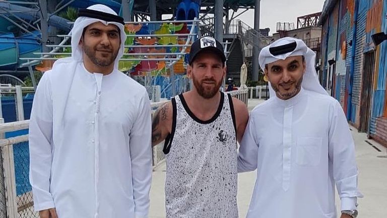 ميسي في الإمارات