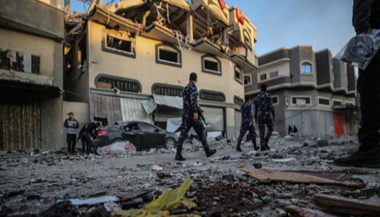 آثار استهداف منزل القيادي في حركة الجهاد بغزة