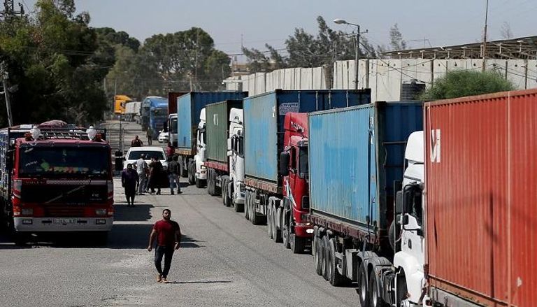 شاحنات بضائع في طريقها إلى غزة - صورة أرشيفية