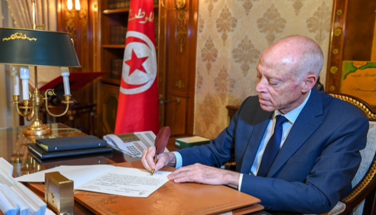 قيس سعيد قرر تمديد الطوارئ في تونس لأول مرة منذ توليه الحكم