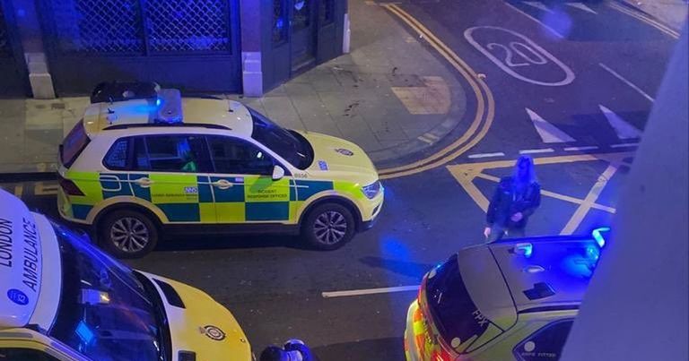 الشرطة في موقع الهجوم شمال شرقي لندن
