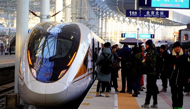 الصين تفتتح خط سكك حديدية فائق السرعة استعدادا لأولمبياد 2023