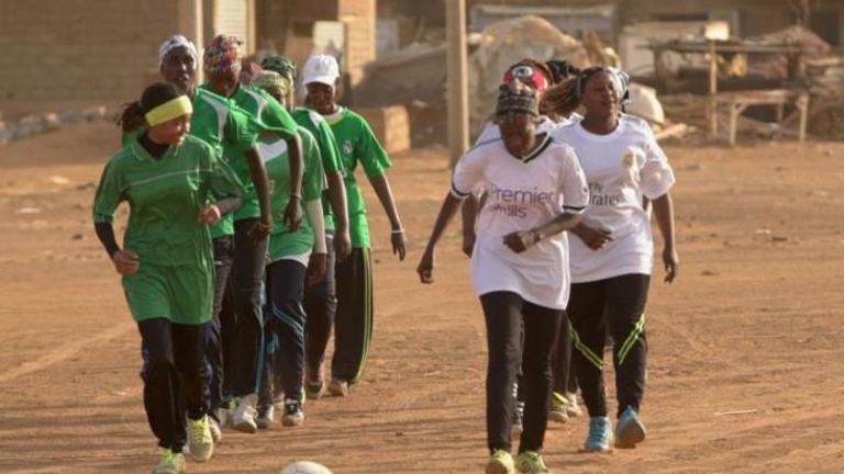 مشهد من فيلم "ستموت في العشرين"