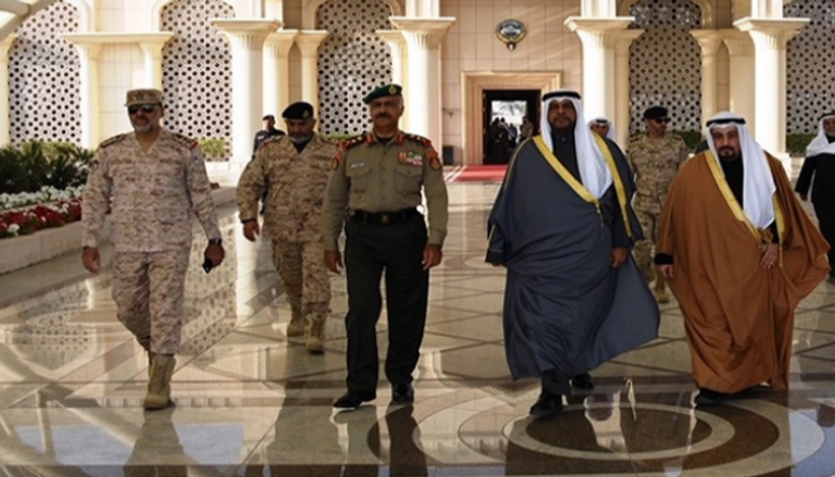 وزير الدفاع الكويتي يتوجه للسعودية لتفقد القوات المشاركة بـ