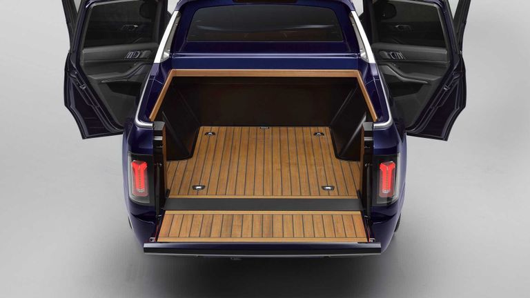 شاحنة بي إم دبليو X7