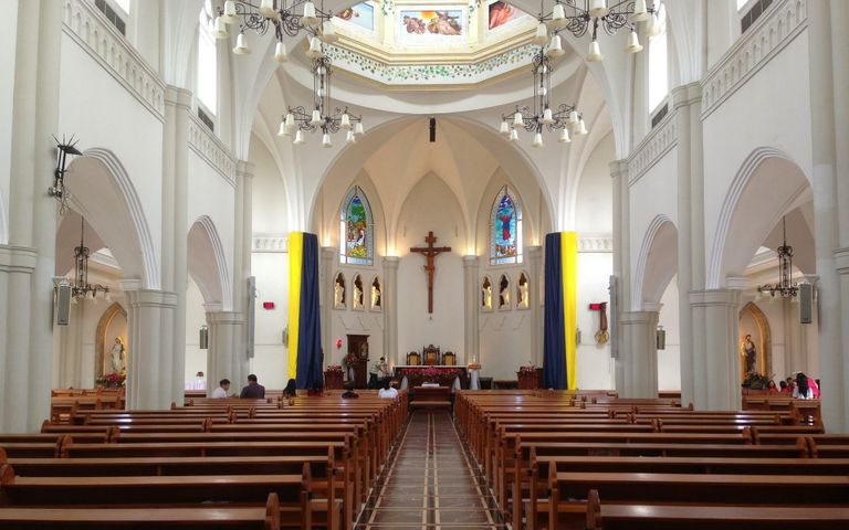 إحدى الكنائس في دبي