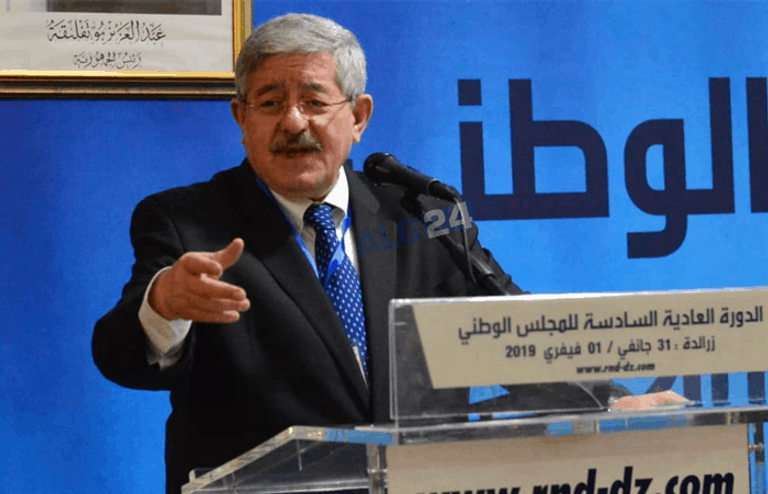 أويحيى في الدورة السادسة لحزب التجمع الوطتي الديمقراطي الرئيس الجزائري عبدالعزيز بوتفليقة