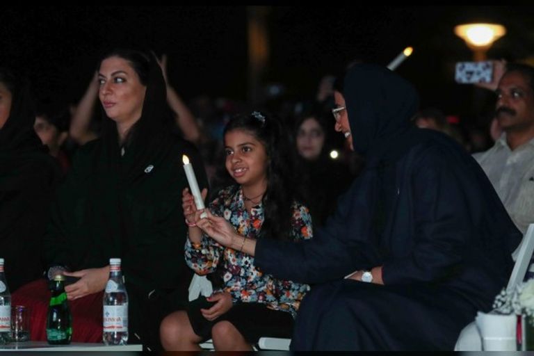 "تجمع السلام".. رسالة محبة من شعوب العالم إلى الإمارات