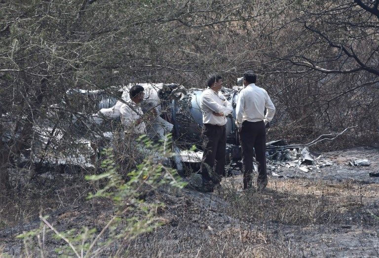 حطام الطائرة في موقع الحادث
