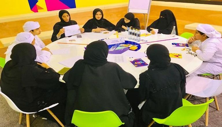 طلاب الإمارات يرسمون مستقبل التعليم في مهرجان العلوم بدبي