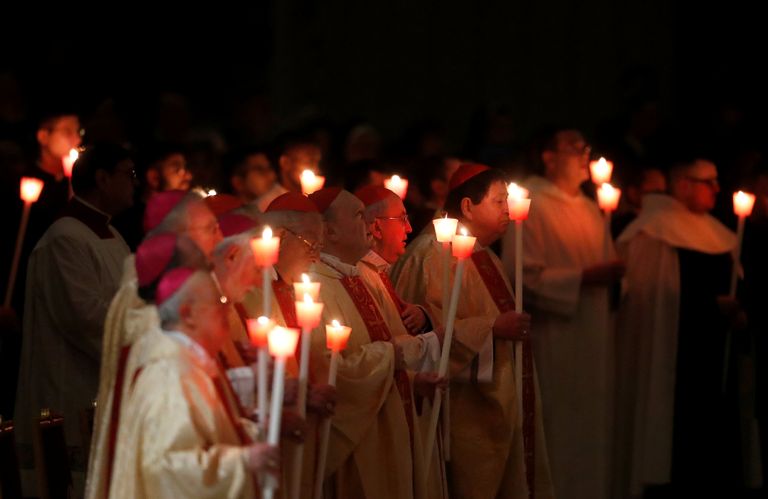 صحف الإمارات أبرزت زيارة قداسة البابا فرنسيس لأبوظبي