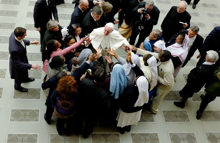 صحف الإمارات أبرزت زيارة قداسة البابا فرنسيس لأبوظبي