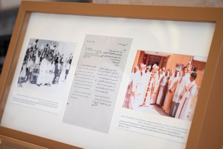 الشيخ محمد بن راشد والشيخ محمد بن زايد خلال لقائهما البابا فرنسيس