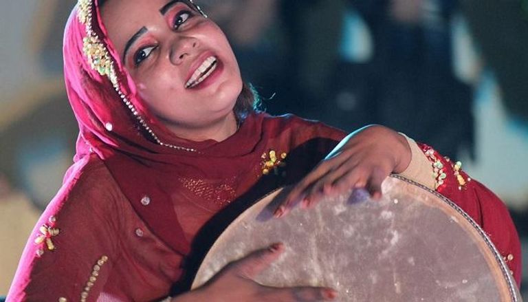 "ملاذي حيث أرقص".. معرض صور يدعم اللاجئات في مصر