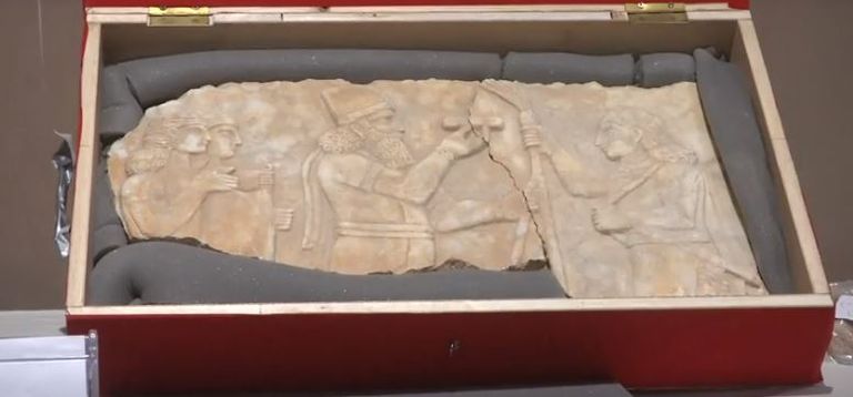 العراق يسترد 1300 قطعة أثرية من الأردن ويعرضها في متحفه الوطني