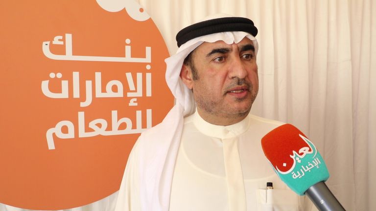 توزيع سلال غذائية خلال تدشين الموقع الجديد لبنك الإمارات للطعام