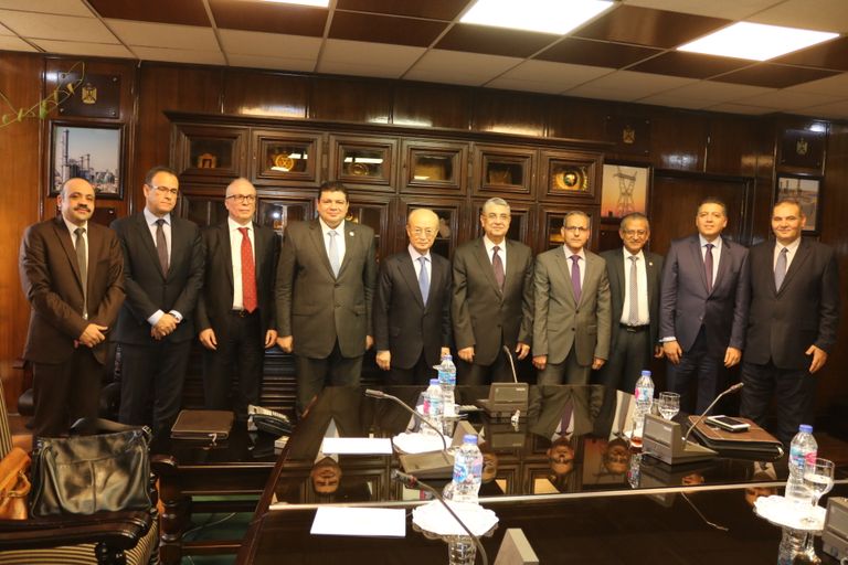 وزير الكهرباء المصري يستقبل مدير عام الوكالة الدولية للطاقة الذرية
