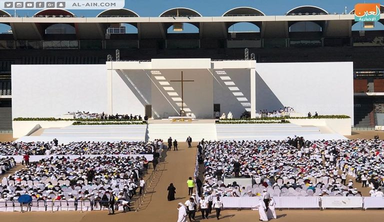 البابا فرنسيس يترأس قداسا تاريخيا في أبوظبي