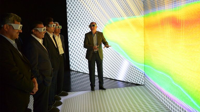 جولة لرئيس ريلاينس إندستريز داخل أرامكو السعودية رئيس أرامكو يلتقي مسؤول ريلاينس إندستريز الهندية